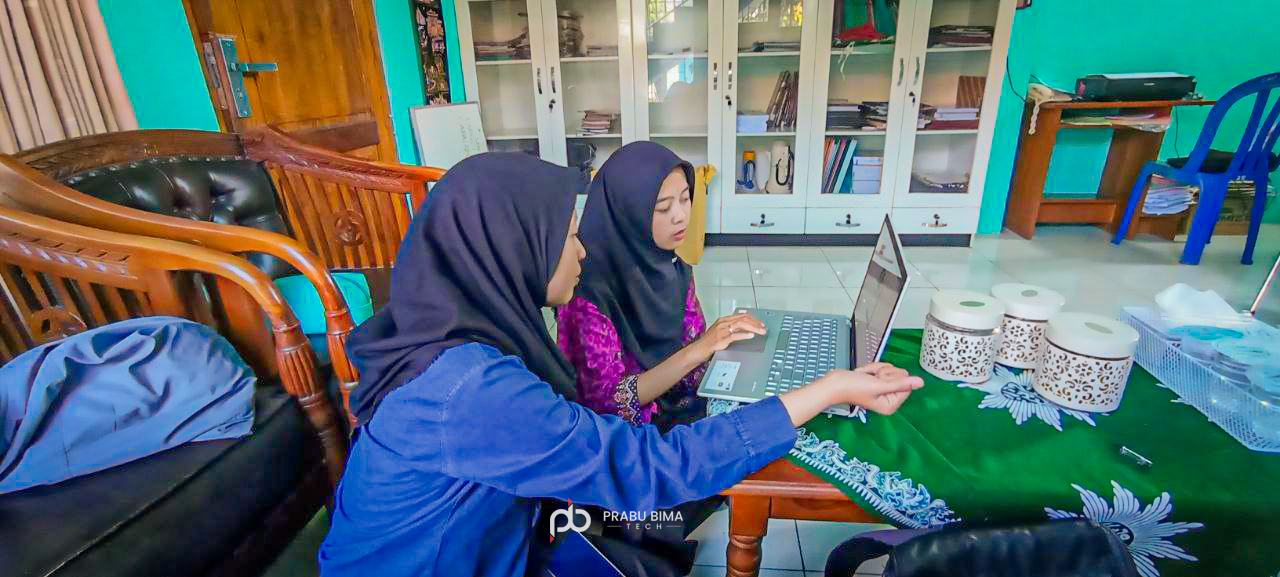 Meningkatkan Efisiensi Manajemen Sekolah dengan Aplikasi Admin dan Orang Tua - SMP Muhammadiyah 2 Purwokerto